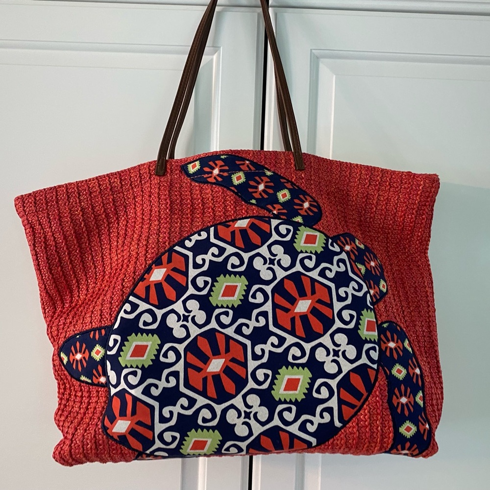Like New Vera Bradley Sun Valley Turtle Beach Tote